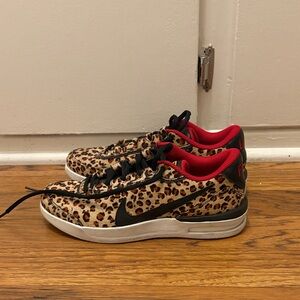 Nike Leopard Print Tennis Shoes
